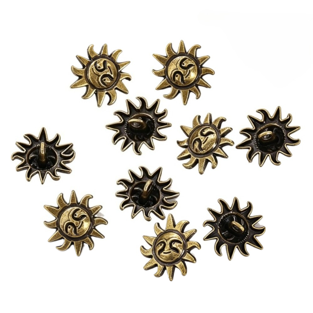 Button Hole Cutter - 10 قطع أزرار معدنية بتصميم وجه