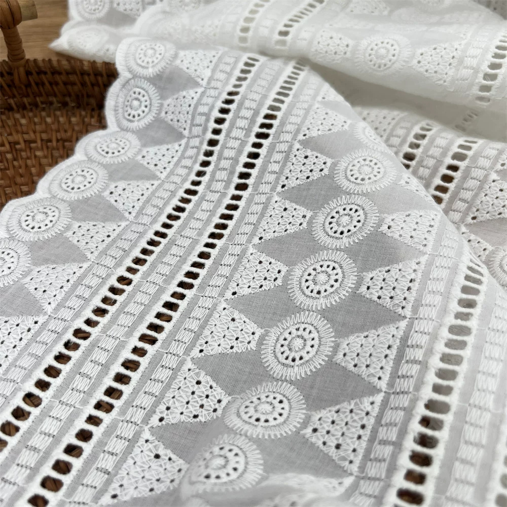 قماش قطني أبيض مطرز بفتحات دائ - مراجعة Sewing Eyelet Fabric وسعره