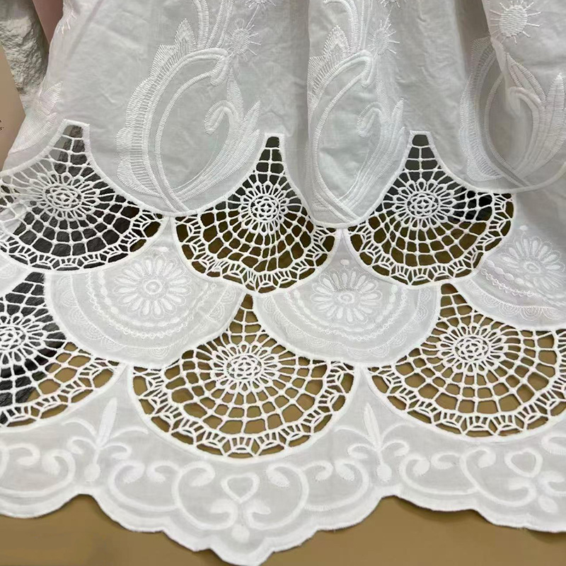 قماش دانتيل مطرز بفتحات بيضاء، - مراجعة Sewing Eyelet Fabric وسعره