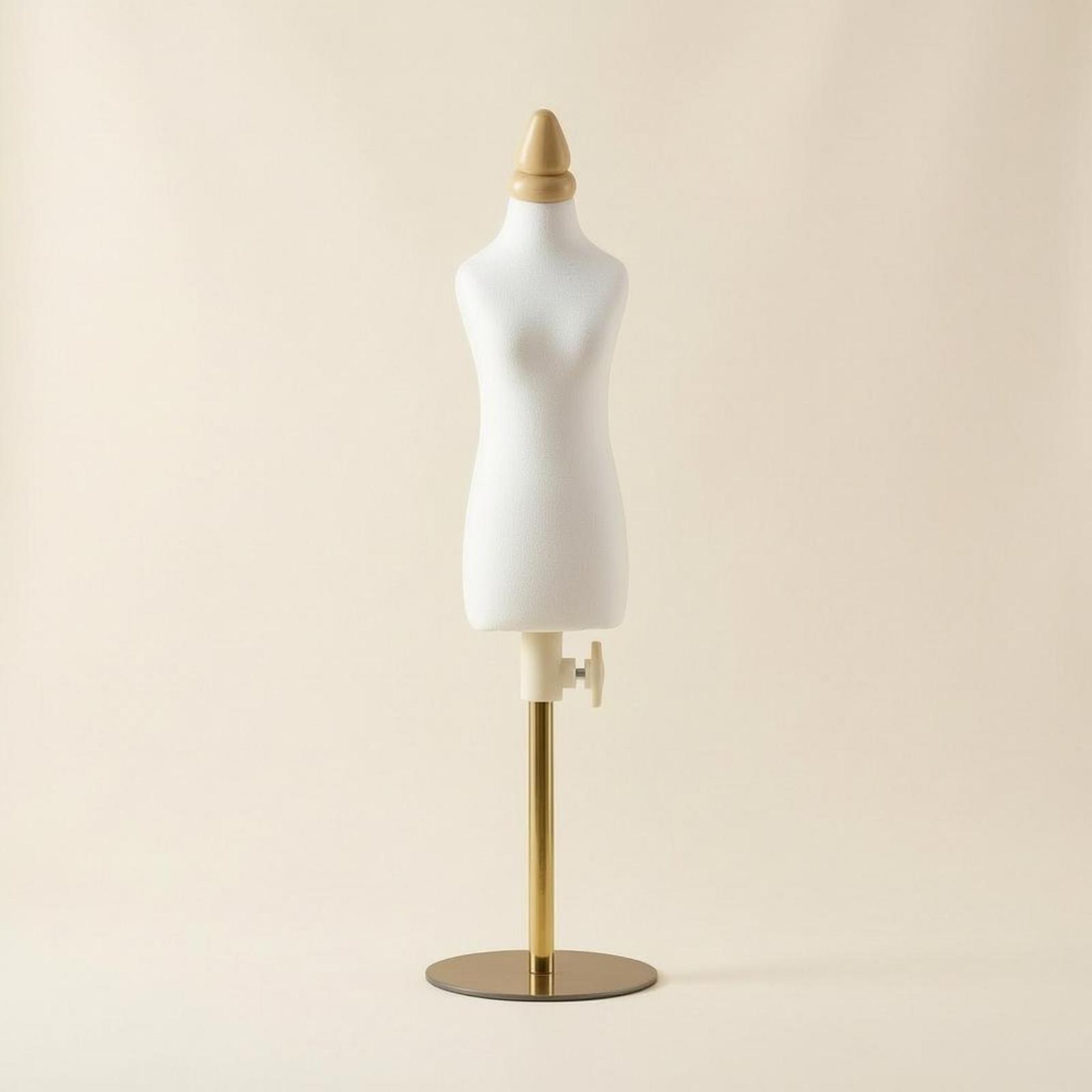 نموذج تدريبي صغير قابل للتعديل - مراجعة Dress Form Mannequin وسعره